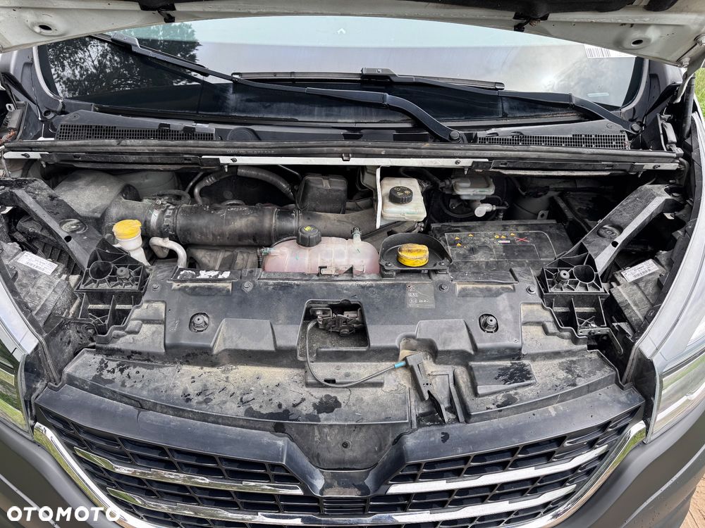 Renault Trafic - 18