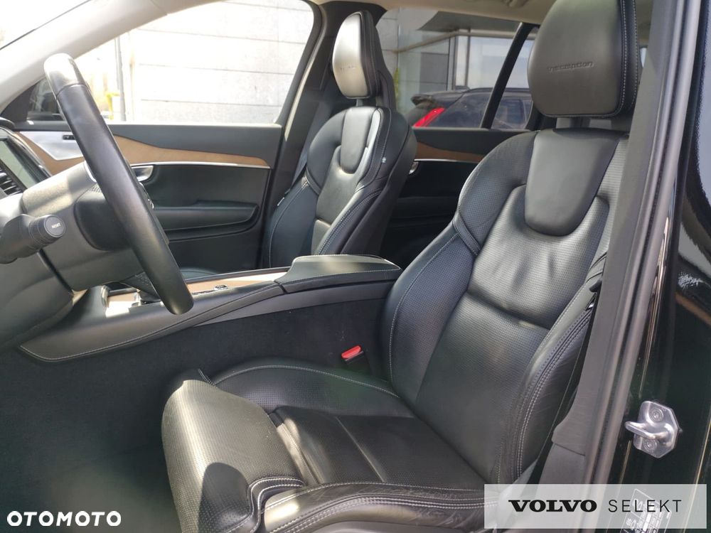Volvo XC 90 - 24
