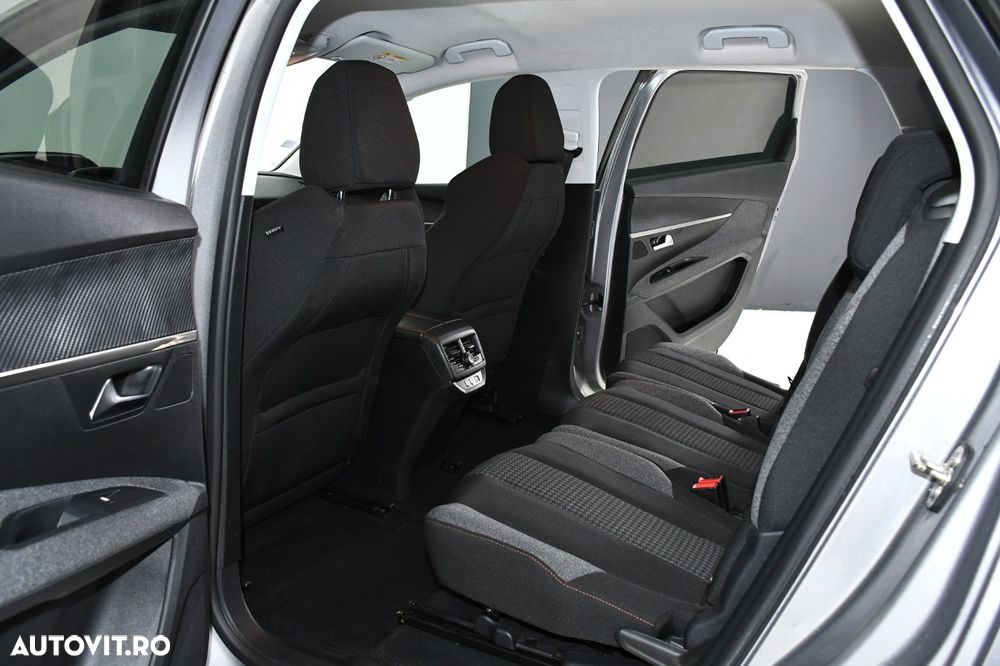 Peugeot 5008 1.2 Puretech Turbo s&s Active - 14