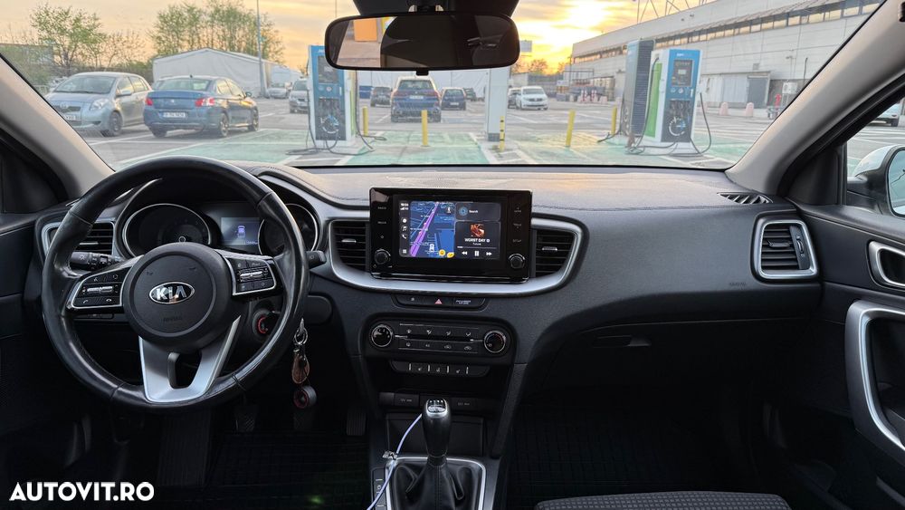 Kia Ceed 1.4 T-GDI Best - 23