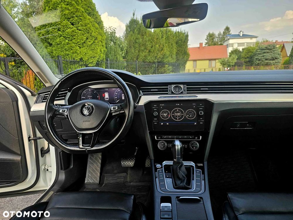 Volkswagen Passat Variant 2.0 TDI SCR 4Motion DSG (BMT) Highline - 20