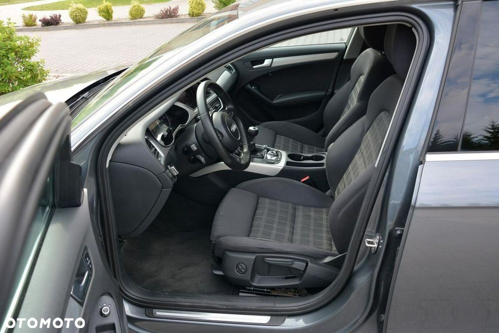 Audi A4 Limousine 2.0 TDI DPF Ambiente - 16