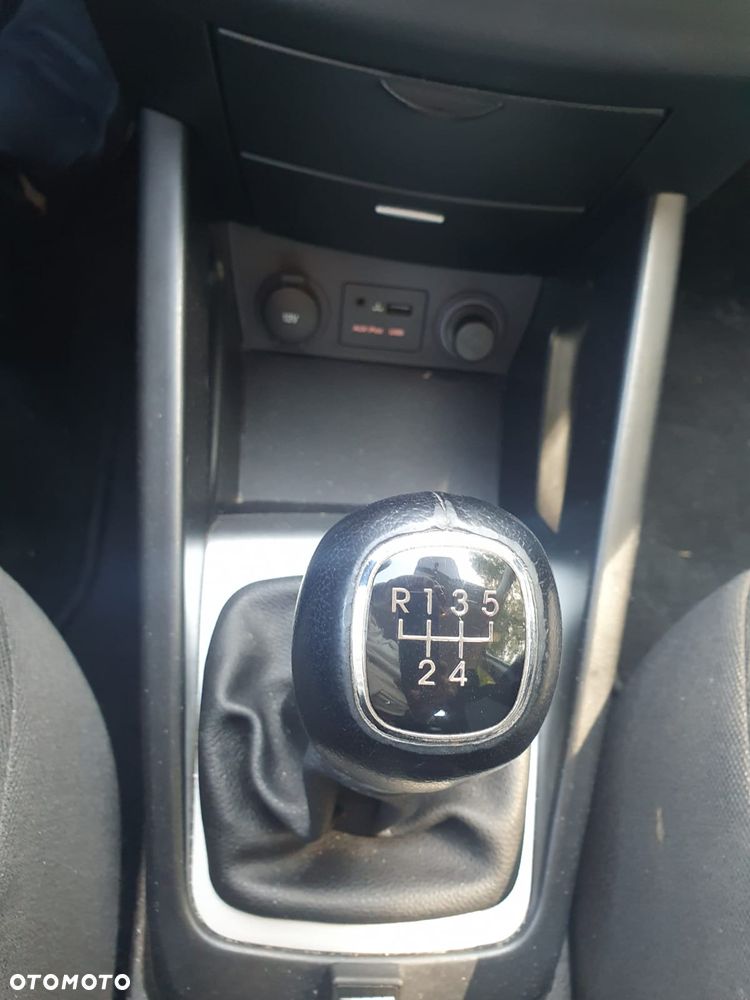 Kia Ceed 1.4 CVVT Attract - 8