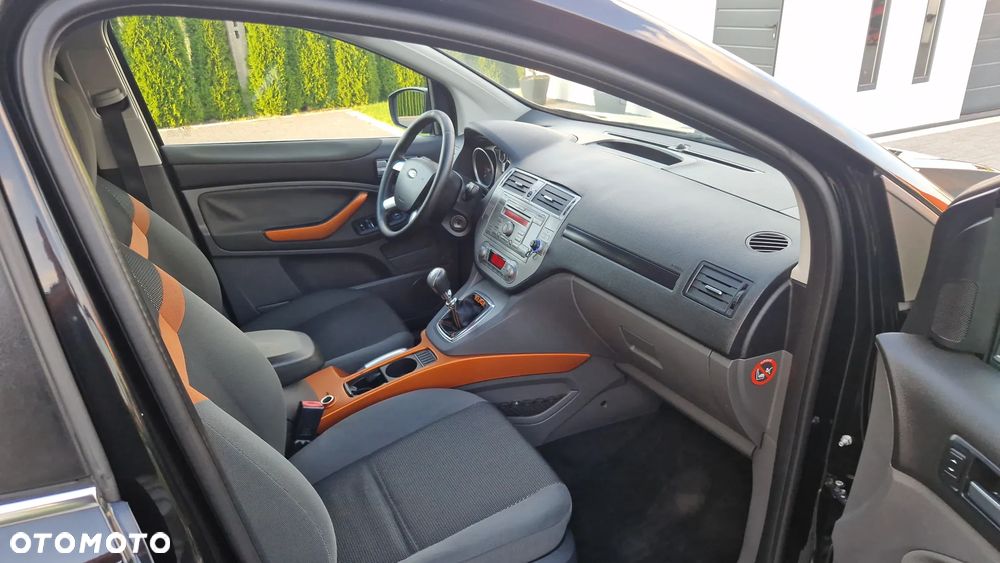 Ford Kuga 2.0 TDCi Titanium - 8