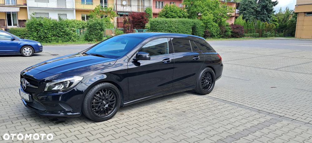 Mercedes-Benz CLA 180 UrbanStyle Edition - 4