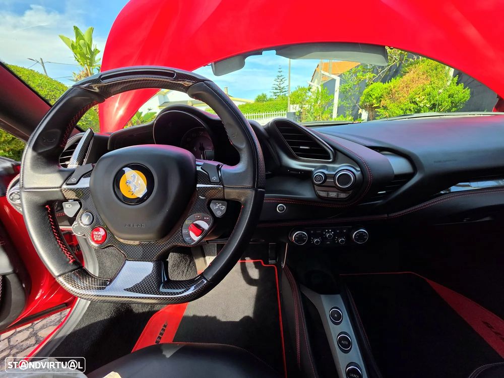 Ferrari 488 - 9