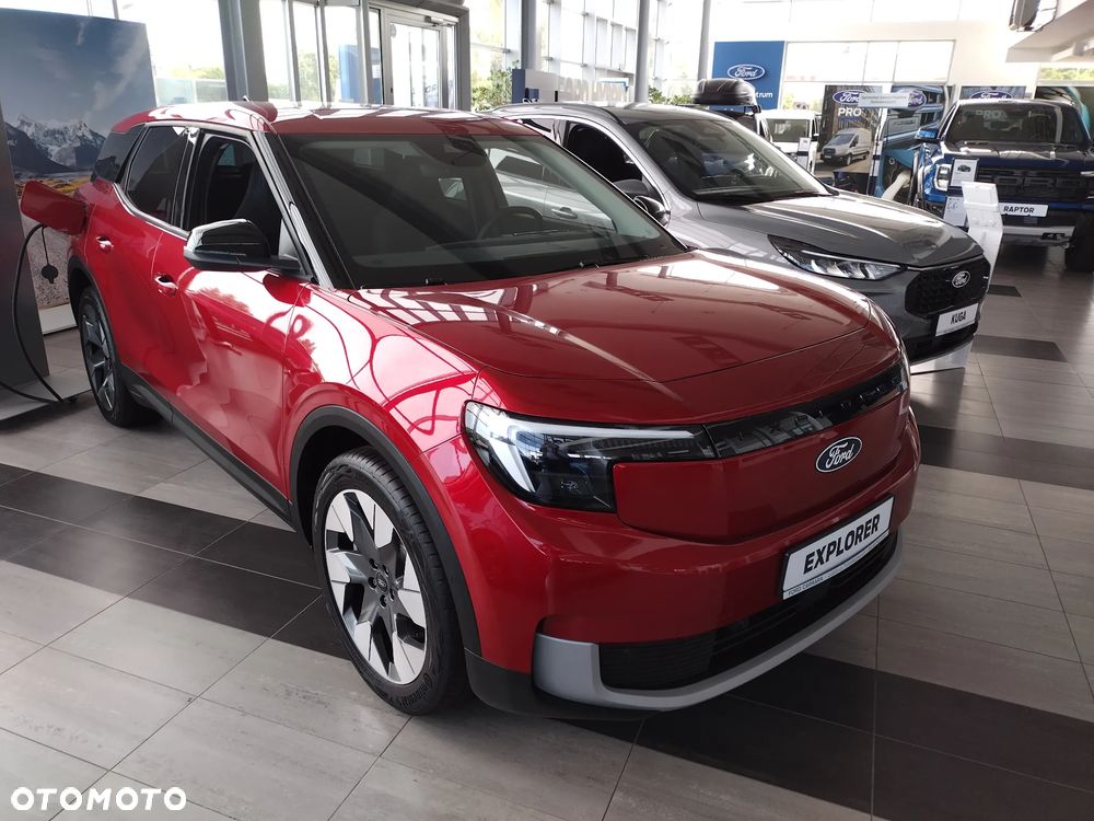 Ford Explorer - 1