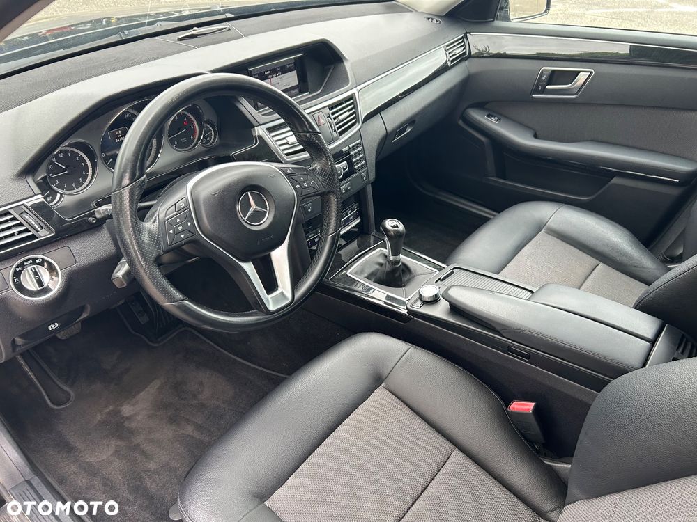 Mercedes-Benz Klasa E 200 CDI Avantgarde - 16