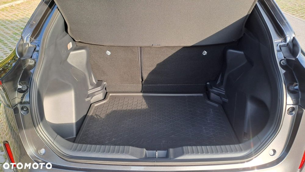 Toyota Yaris Cross Hybrid 1.5 Premiere Edition - 10