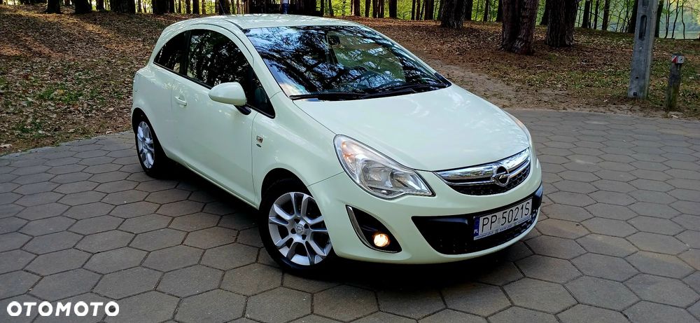 Opel Corsa 1.4 16V Enjoy - 1
