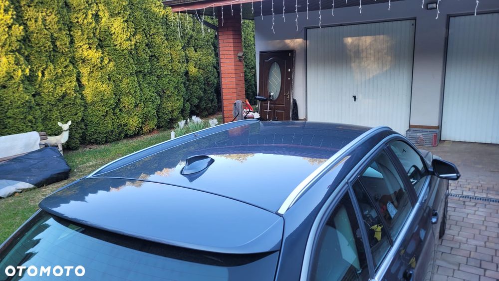 BMW Seria 3 320d Edition M Sport Shadow - 12