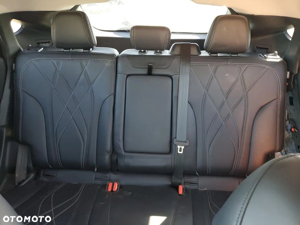 Ford Mustang Mach-E Standard - 10