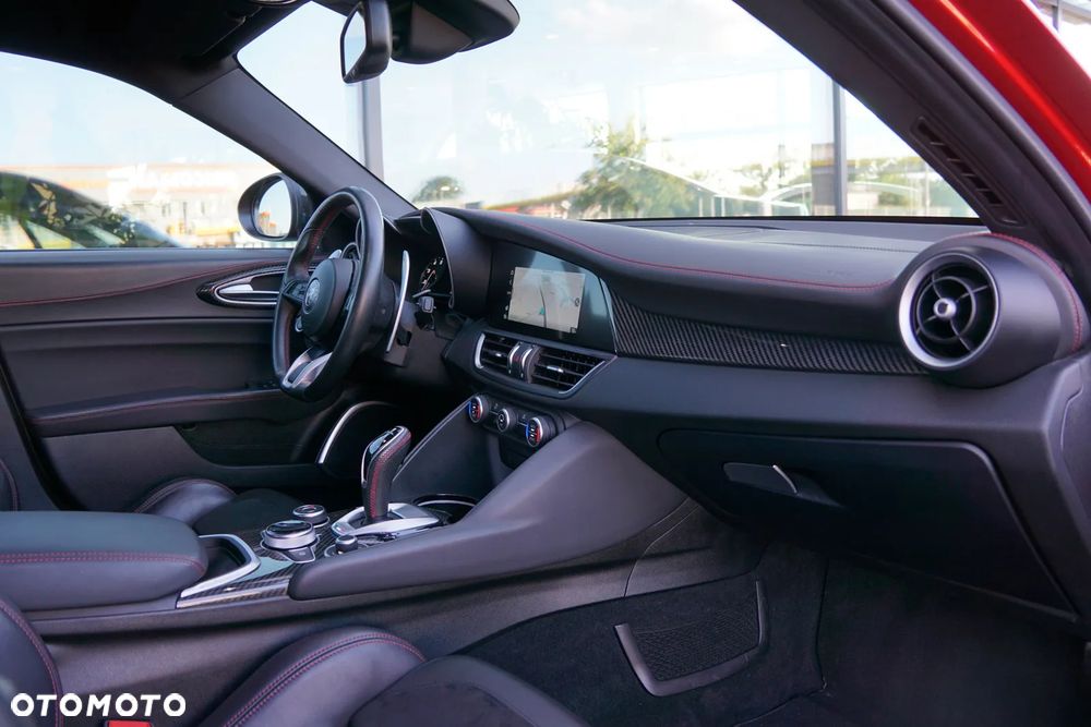 Alfa Romeo Giulia 2.0 Turbo Veloce TI Q4 - 22