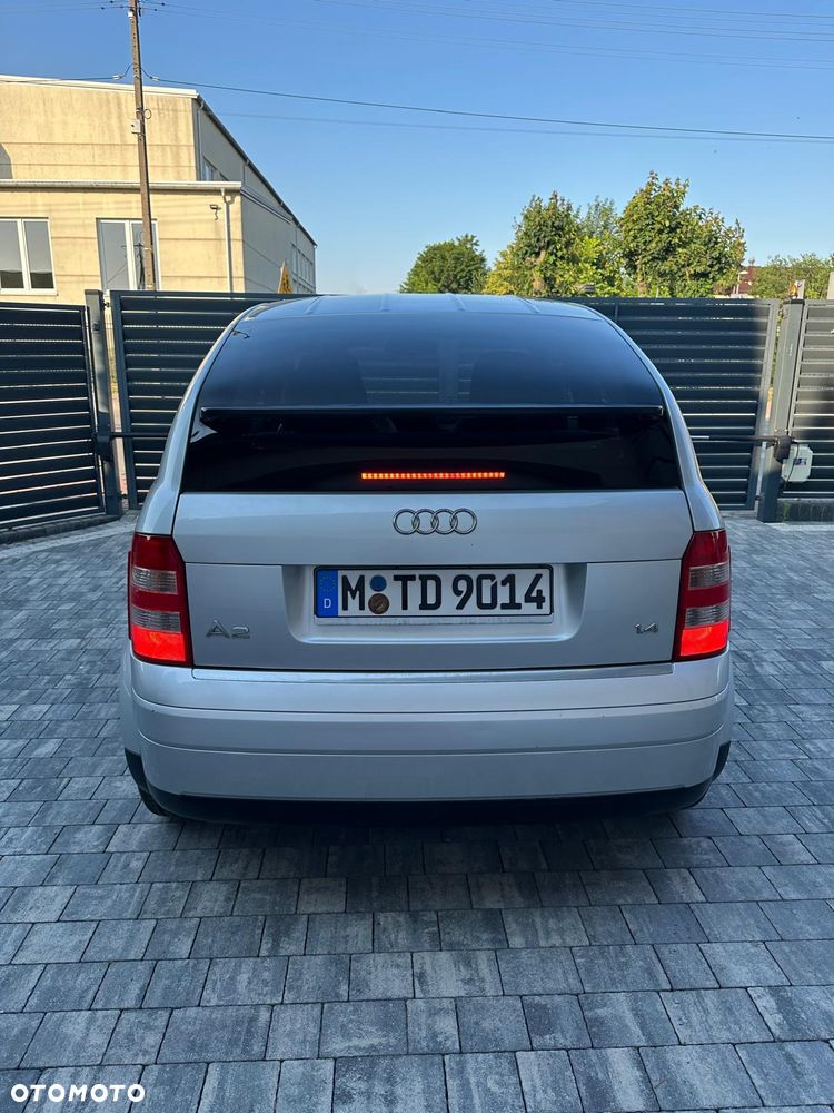 Audi A2 1.4 - 4