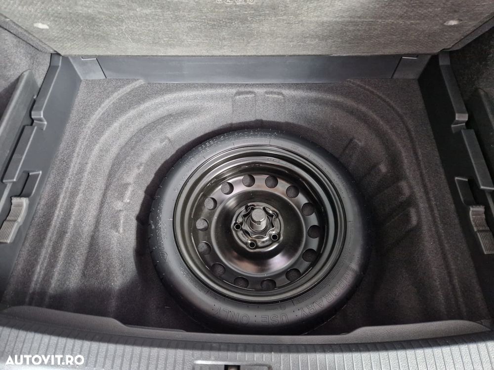 Volkswagen Golf - 26