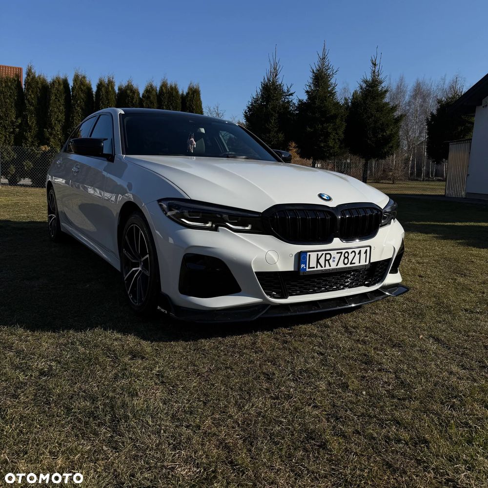 BMW Seria 3 330i xDrive M Sport - 22
