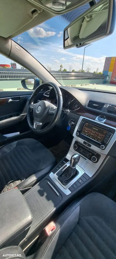 Volkswagen Passat 2.0 TDI DPF DSG Comfortline - 29