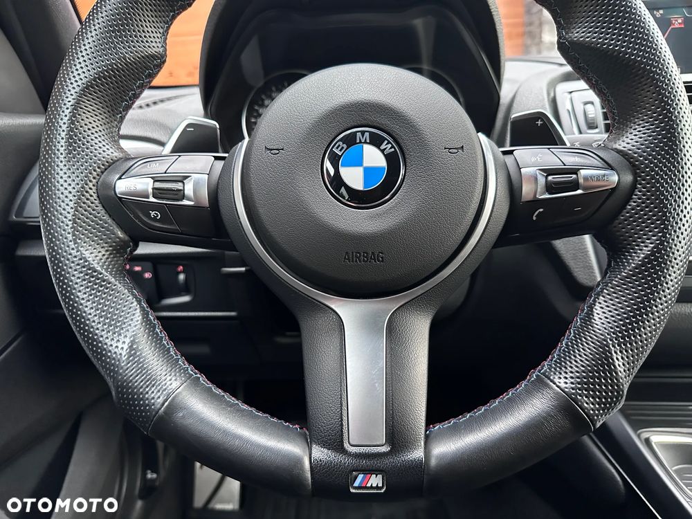 BMW Seria 1 M135i xDrive Sport-Aut - 24