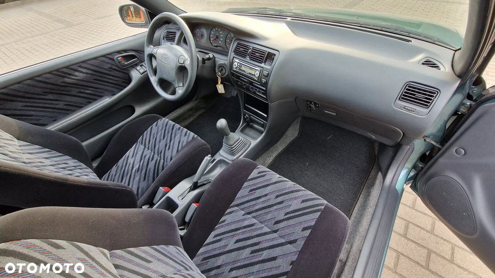 Toyota Corolla - 18