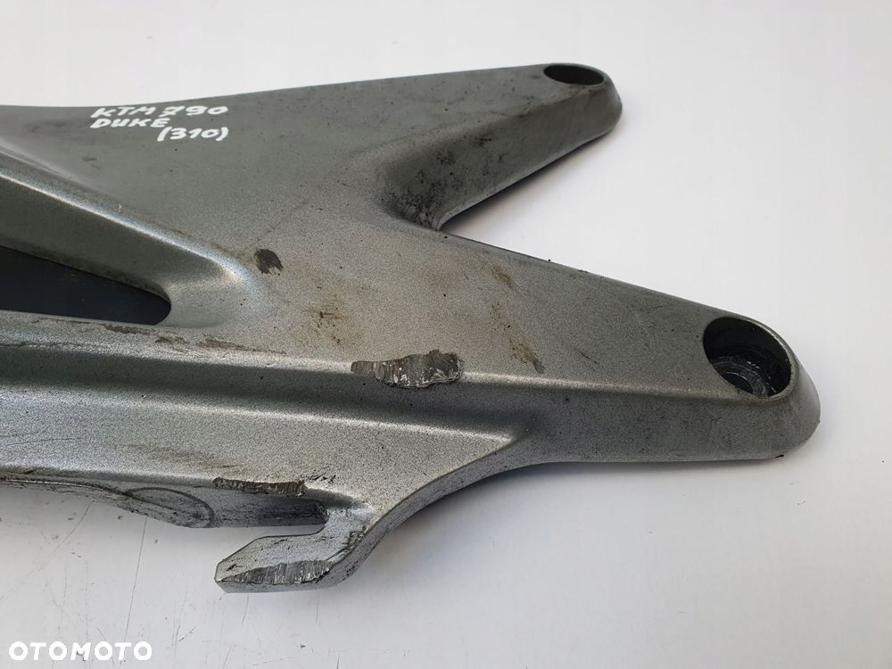 LEWY BOCZNY STELAŻ RAMY KTM Duke 790 18-24 mocowanie podnóżka 64103002005 - 8