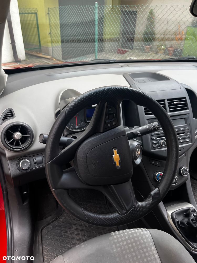 Chevrolet Aveo 1.2 LT - 15