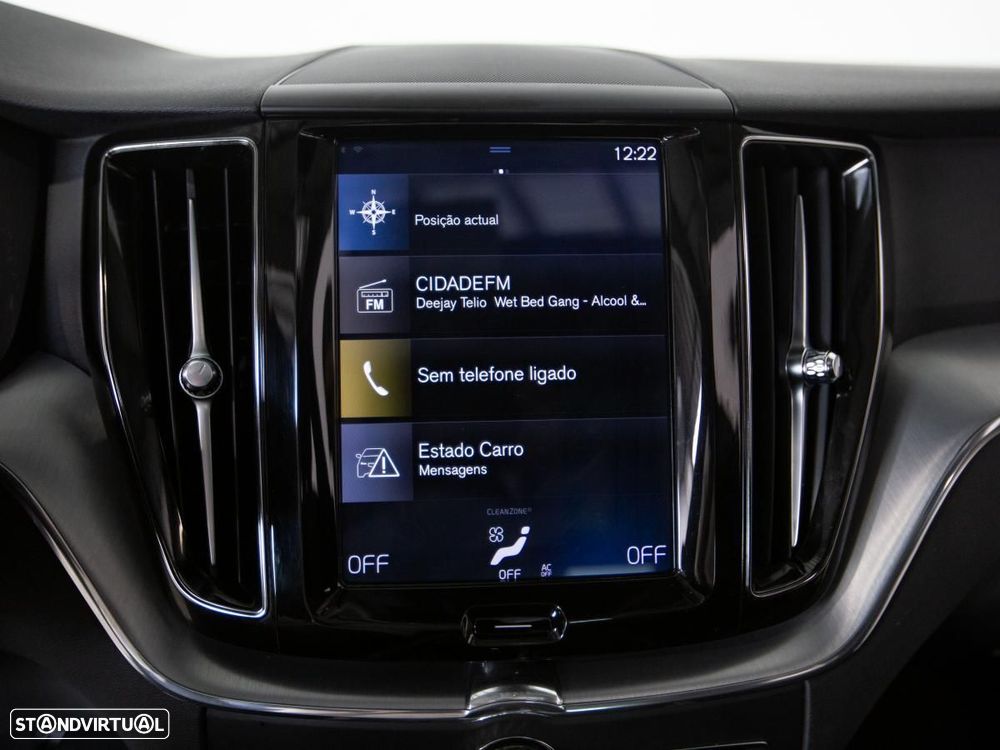 Volvo XC 60 2.0 T8 PHEV Momentum AWD - 18