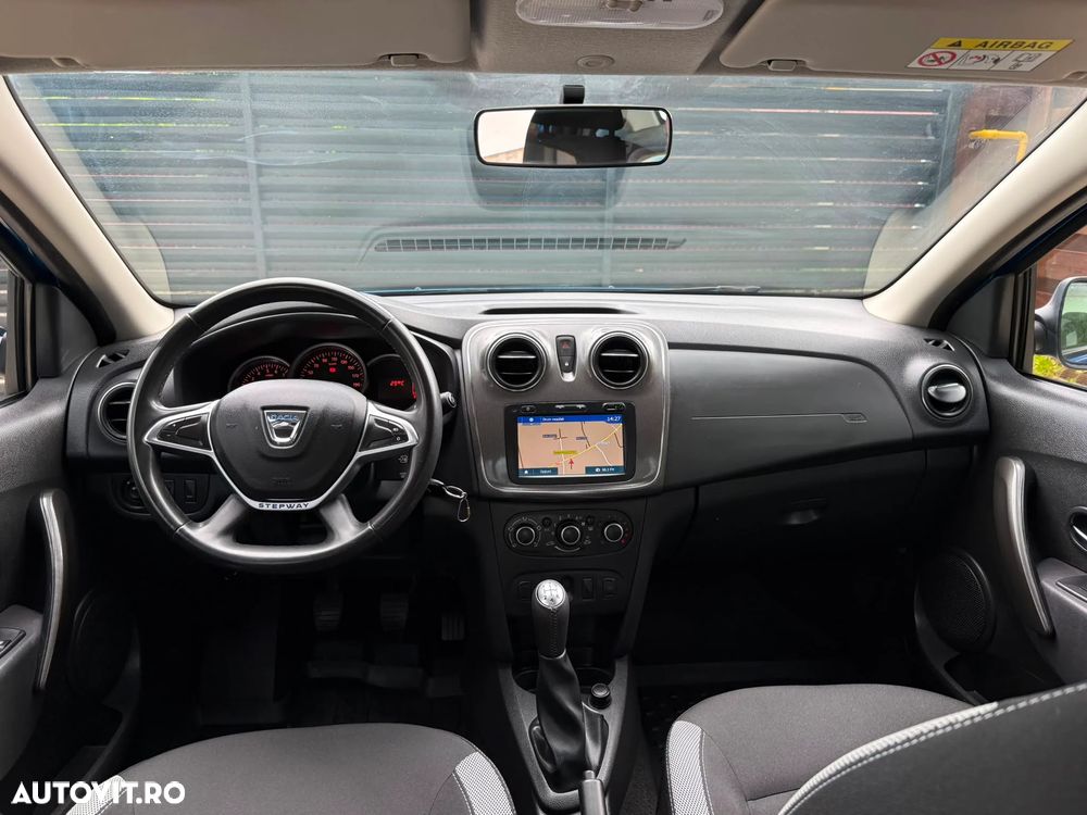Dacia Logan Stepway 0.9 TCe - 3