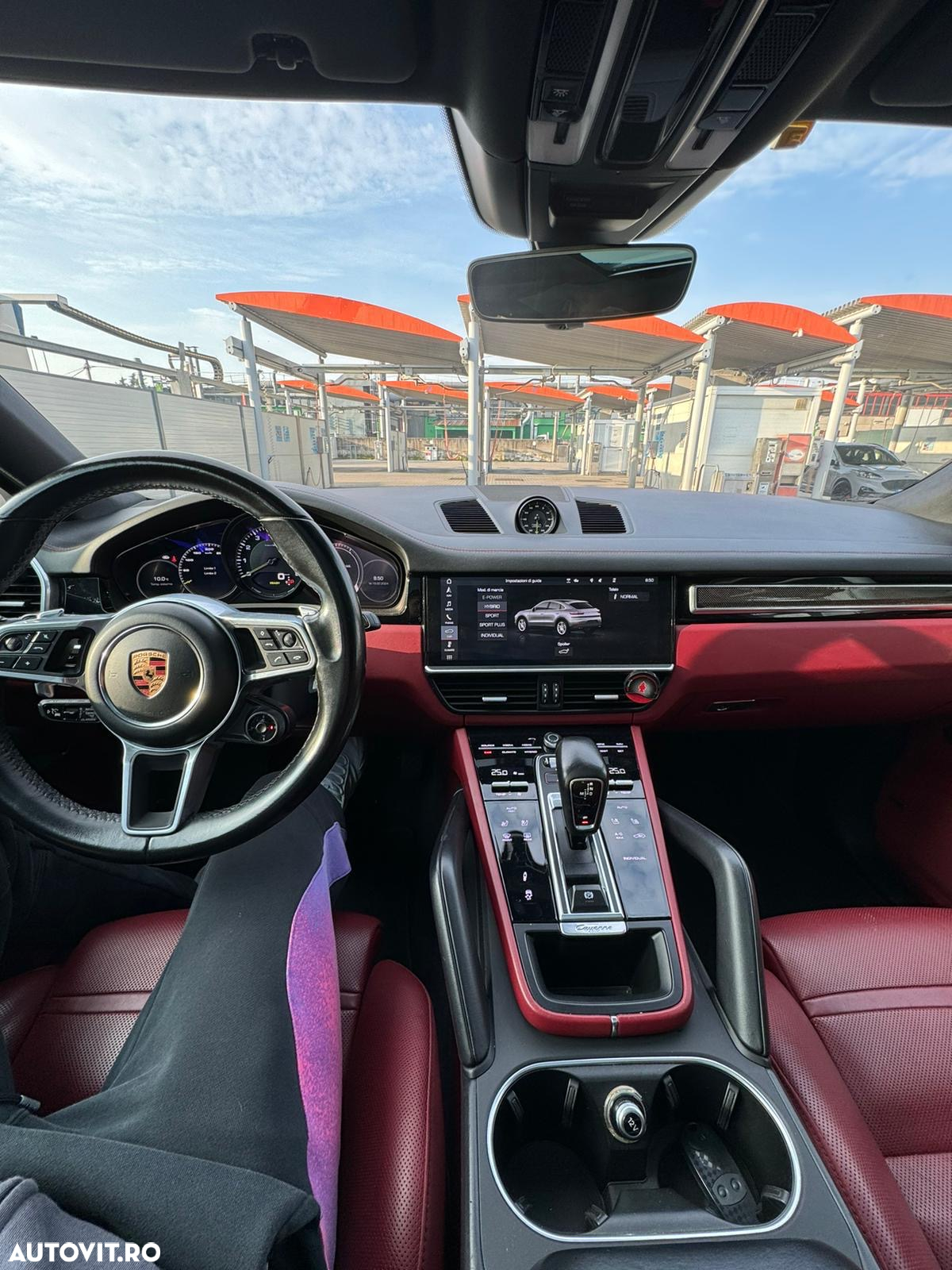 Porsche Cayenne Coupe E-Hybrid Tiptronic S - 11