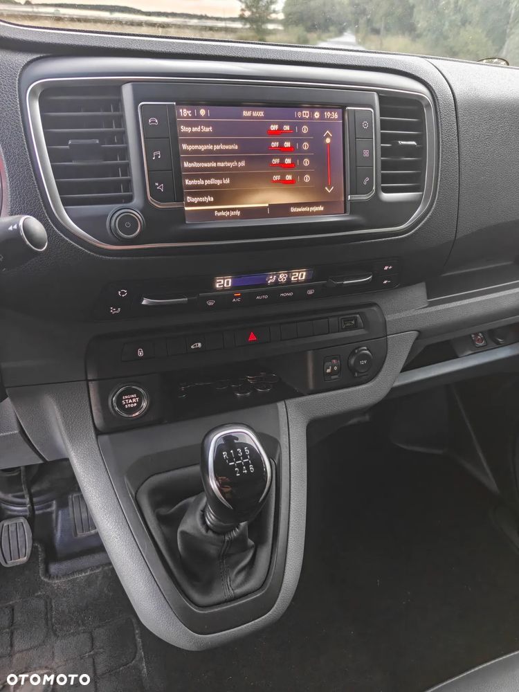 Opel Vivaro - 22
