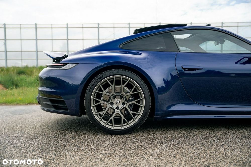 Porsche 911 Carrera PDK - 9
