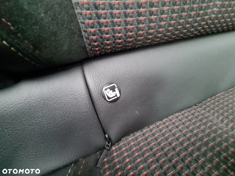 DS Automobiles DS 3 Crossback 1.2 PureTech Performance Line + - 34