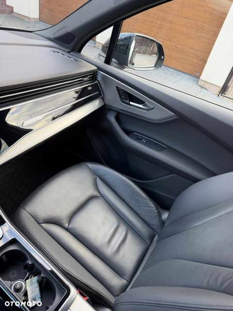 Audi Q7 - 7