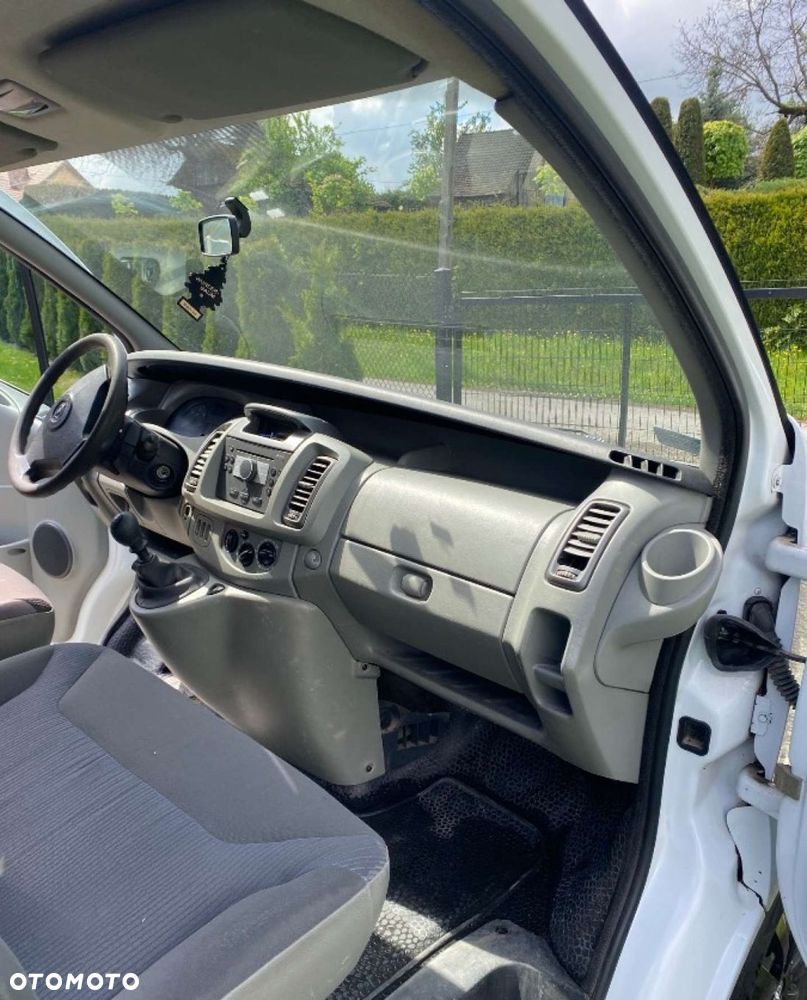Opel Vivaro - 6
