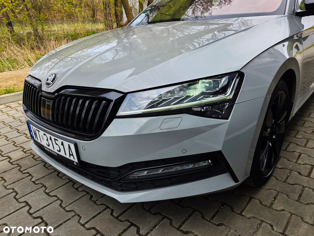 Skoda Superb 2.0 TDI SCR Sportline DSG - 26