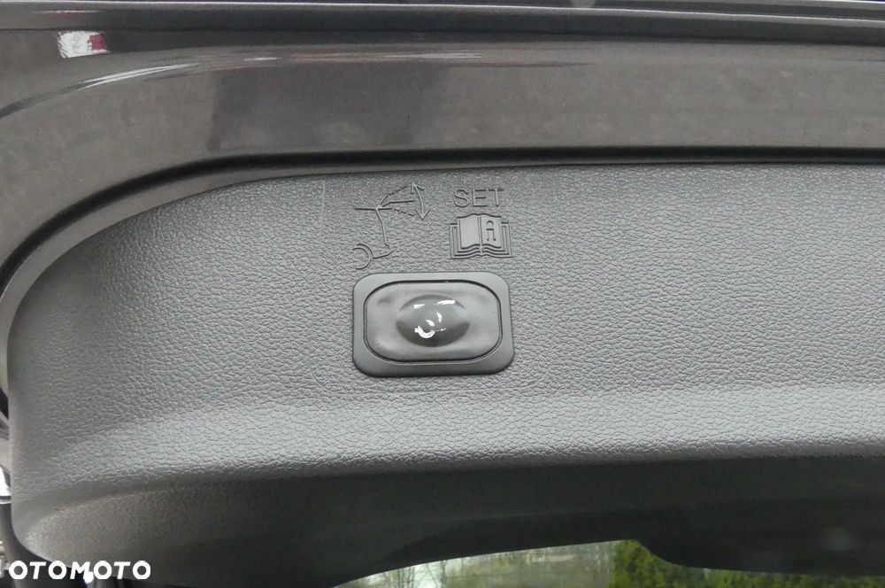 Ford Kuga 2.0 TDCi FWD ST-Line - 20