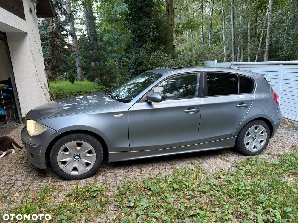 BMW Seria 1 120i - 4