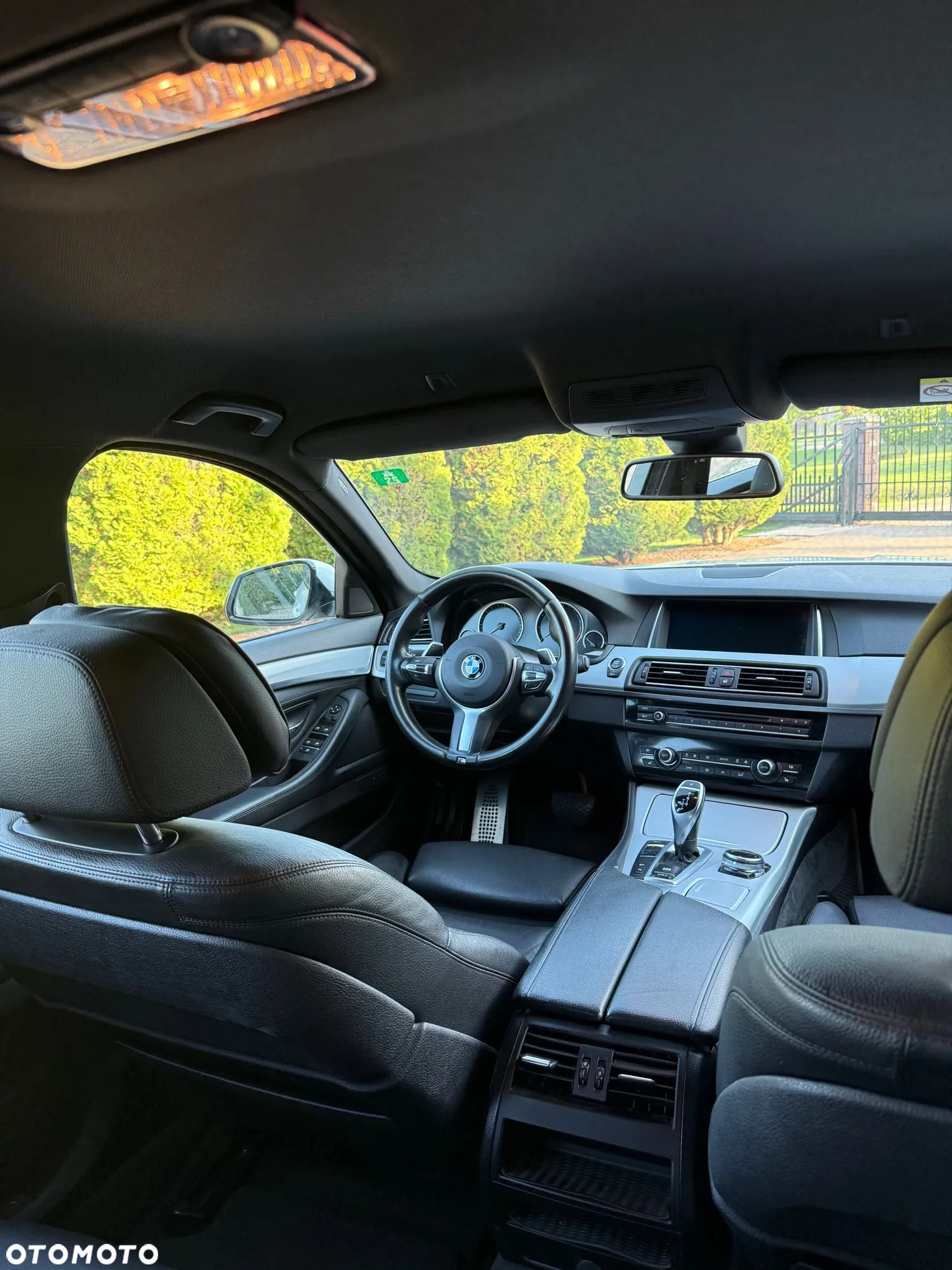 BMW Seria 5 528i xDrive Touring Sport-Aut - 36