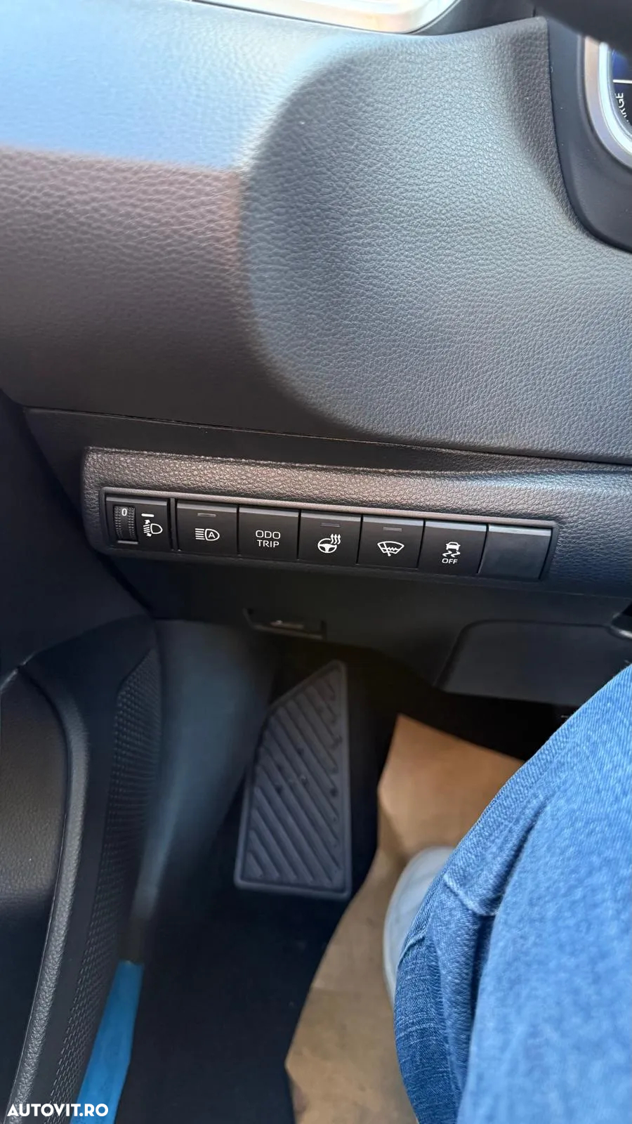 Toyota Corolla 1.8 HSD Dynamic - 26