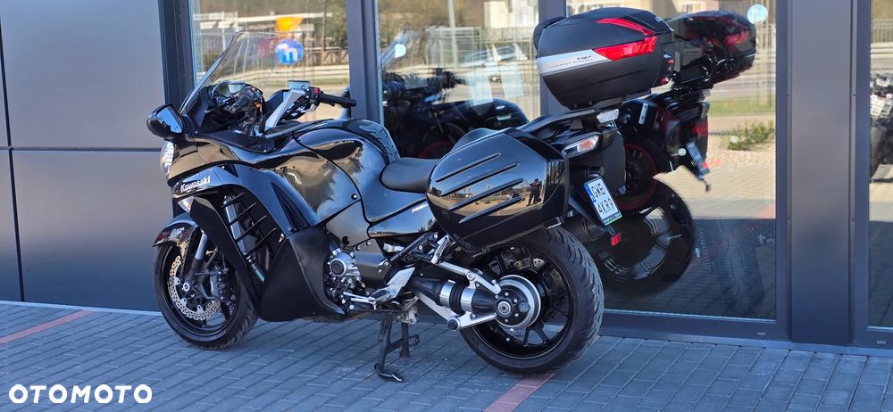 Kawasaki GTR - 27