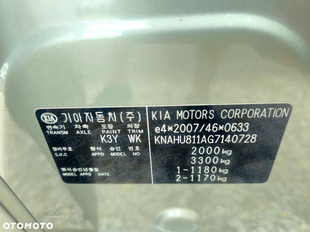 Kia Carens 1.6 GDI ISG Spirit - 30