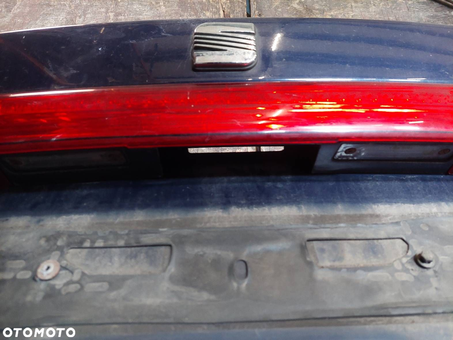 KOMPLETNY TYŁ KLAPA BAGAŻNIKA ZDERZAK TYŁ LAMPY SEAT TOLEDO II LB5N - 11