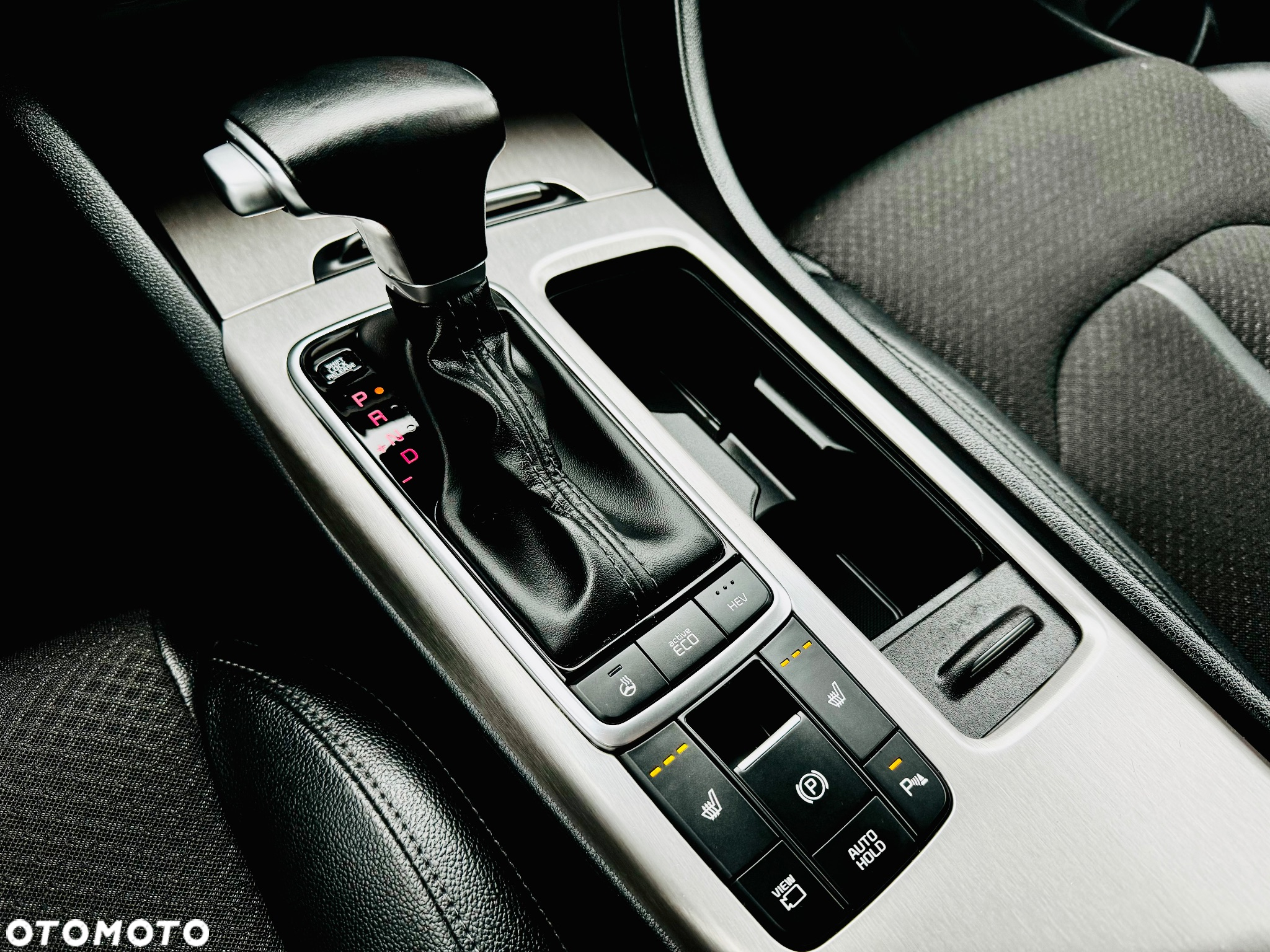 Kia Optima Plug-in Hybrid - 33