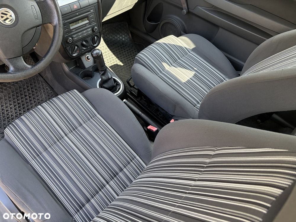 Volkswagen Fox - 13
