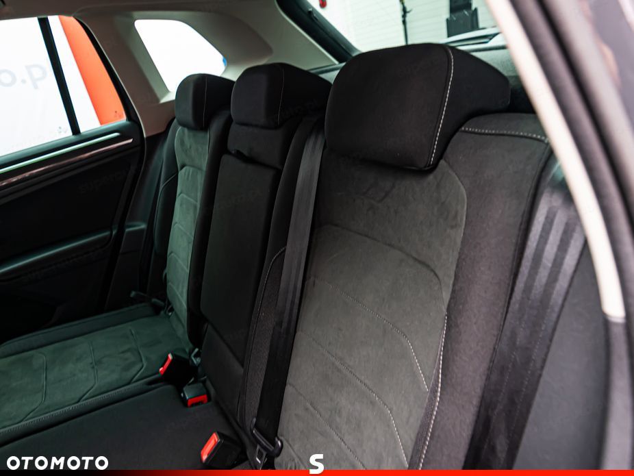 Volkswagen Tiguan 1.5 TSI EVO Elegance DSG - 23