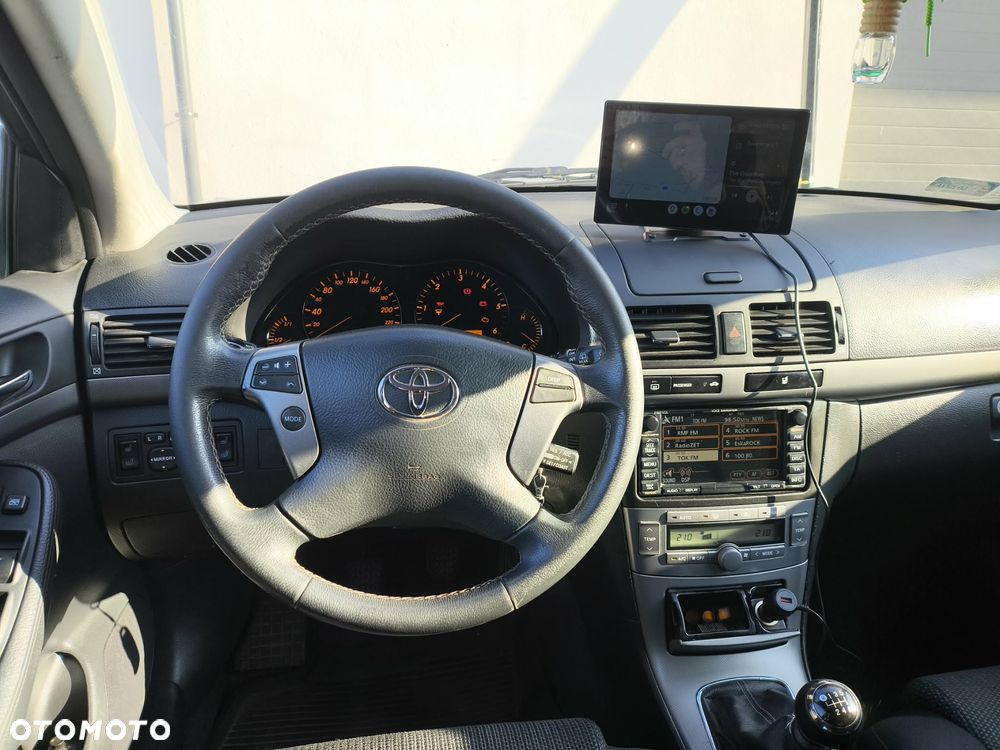 Toyota Avensis 2.2 D-CAT Travel - 5