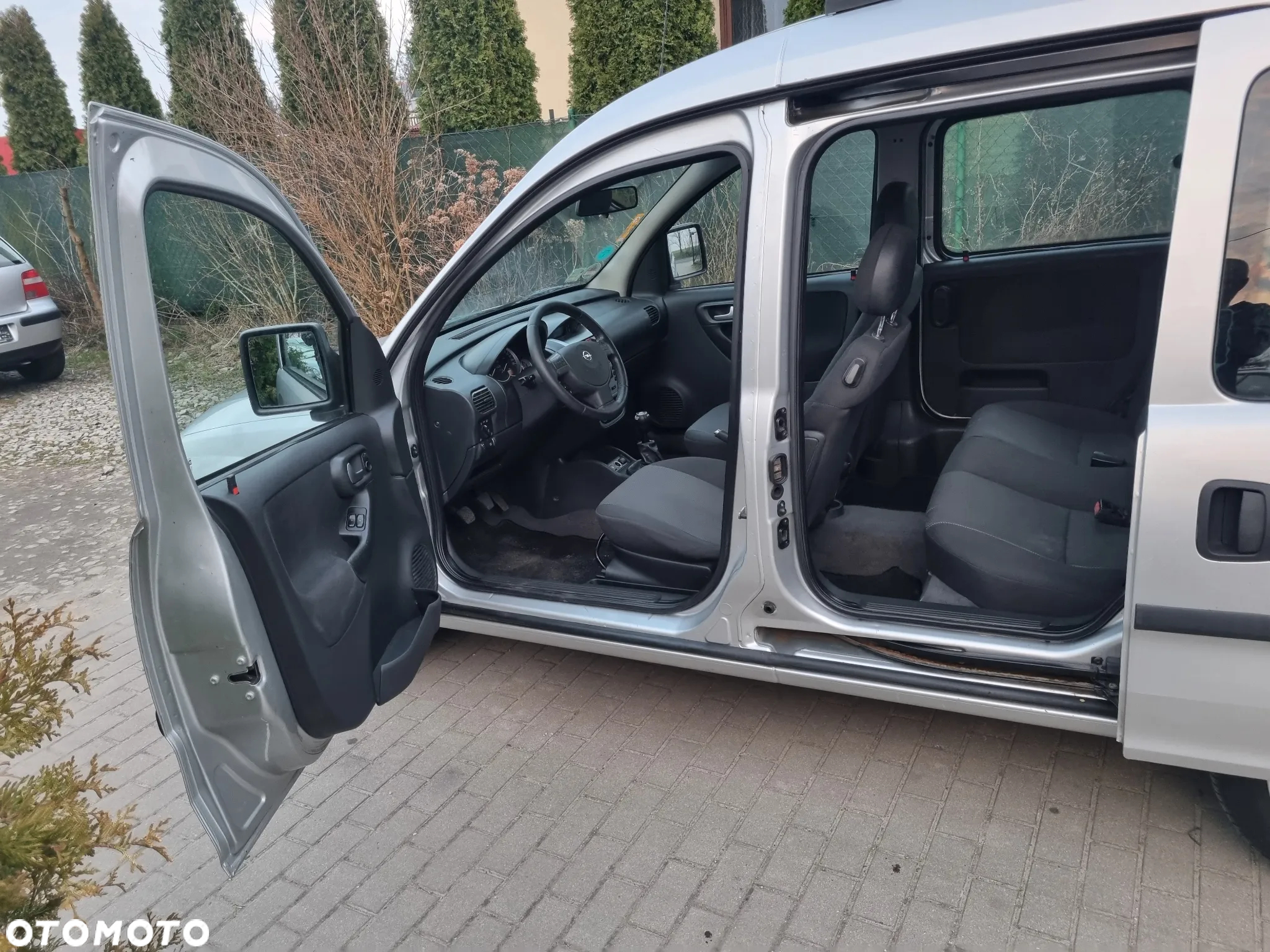 Opel Combo Tour 1.6 CNG Cosmo - 27