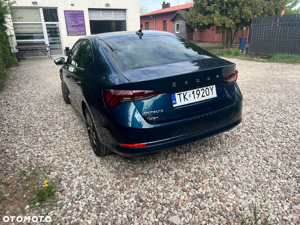 Skoda Octavia 2.0 TDI Ambition DSG - 3