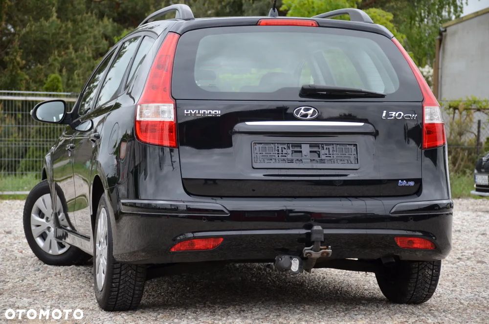 Hyundai i30 1.6 CRDi blue Classic - 4