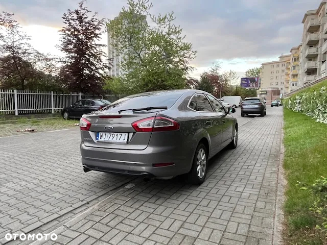 Ford Mondeo 2.0 EcoBoost Titanium - 10