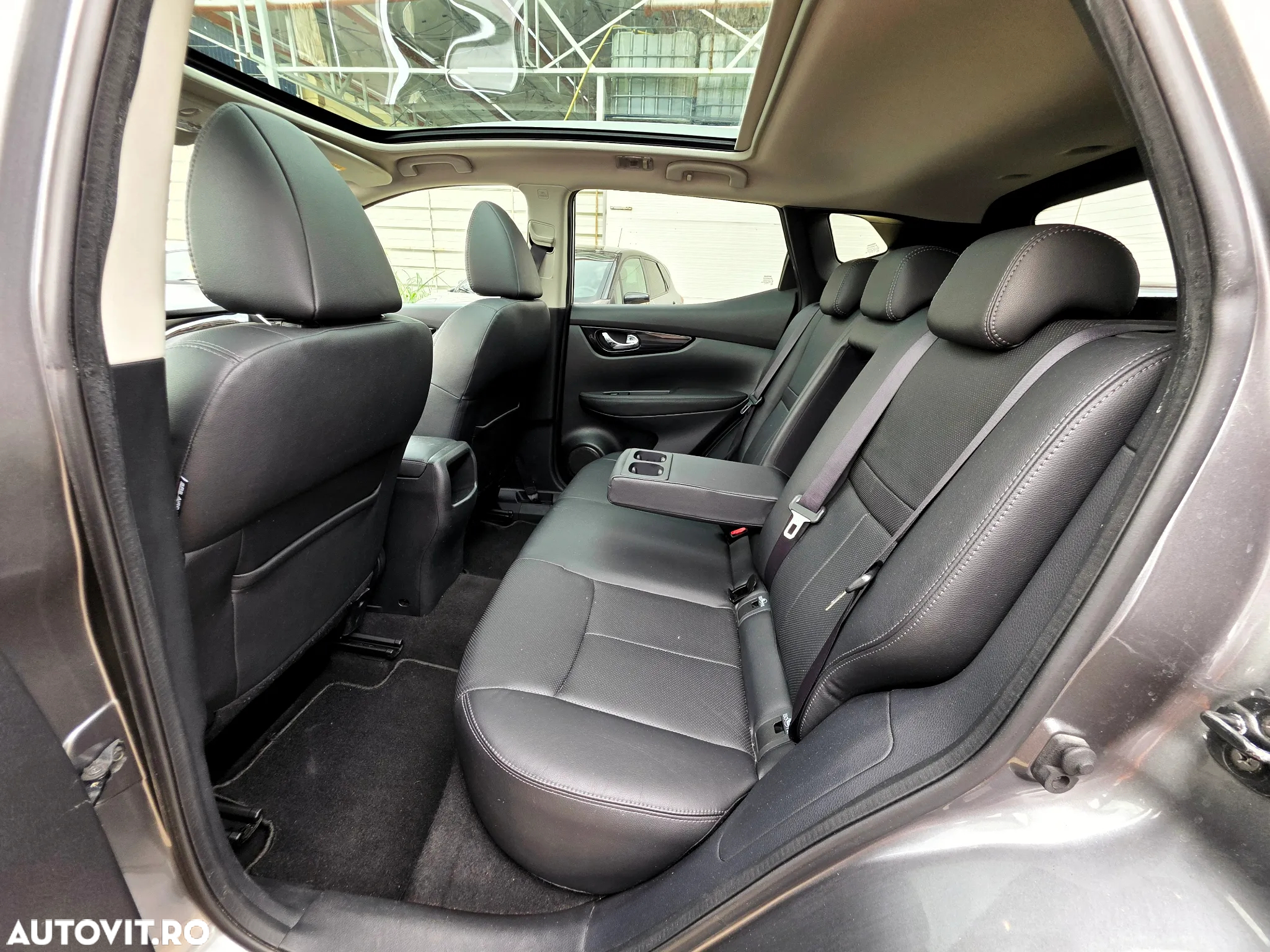 Nissan Qashqai 1.5 DCI Start/Stop Tekna - 16